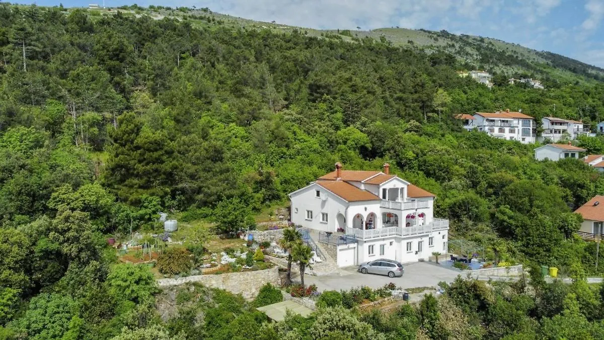 Guest house Villa Paradiso In Plomin - Istrien