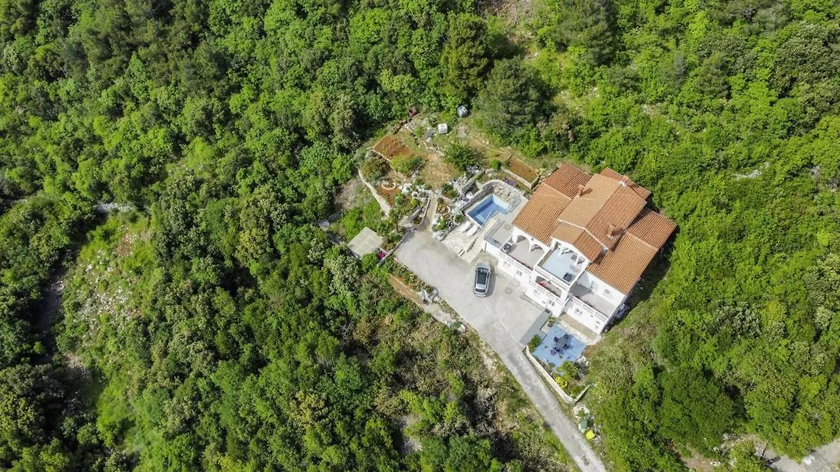 Villa Paradiso In Plomin - Istrien 0*,