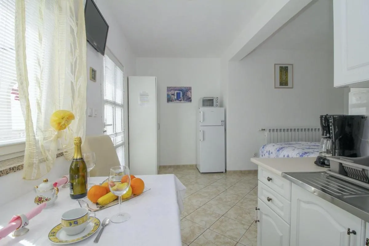 Villa Paradiso In Plomin - Istrien Guest house
