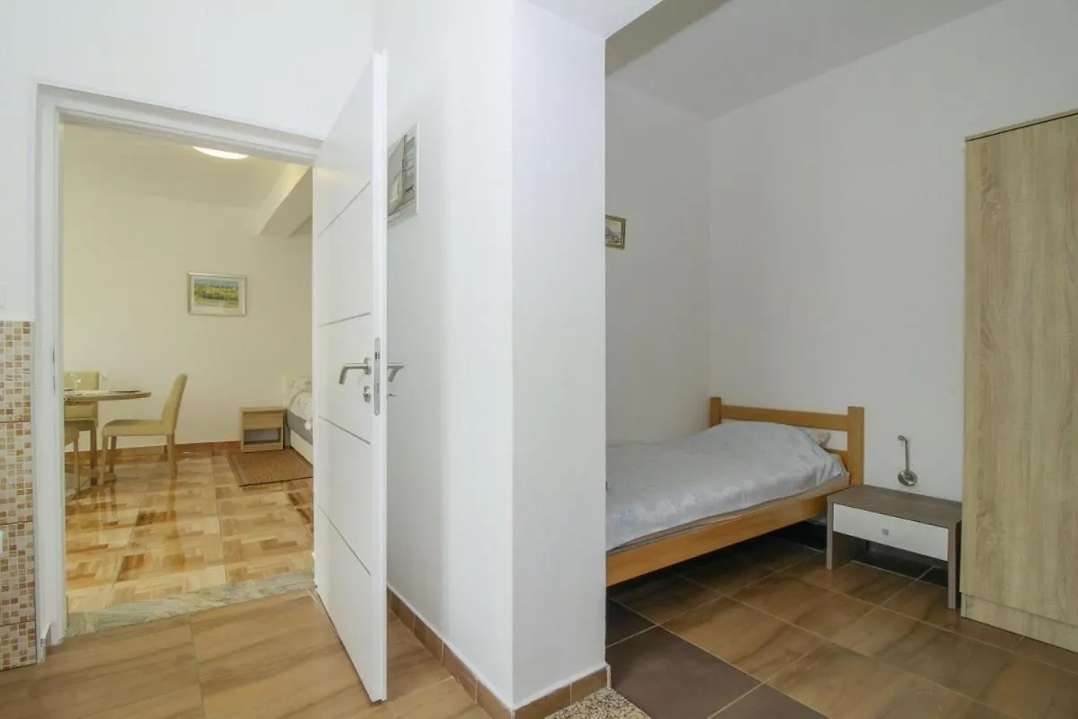 Guest house Villa Paradiso In Plomin - Istrien